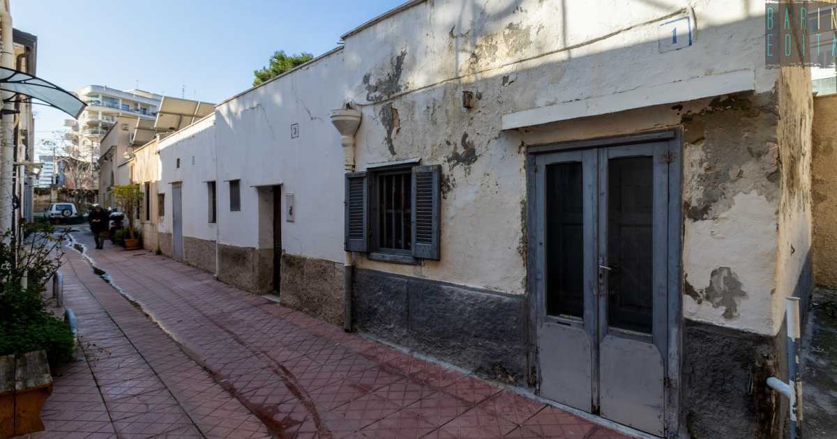 A Madonnella una stradina chiusa nasconde un pezzo della Bari ottocentesca: � Vico Cettigne
